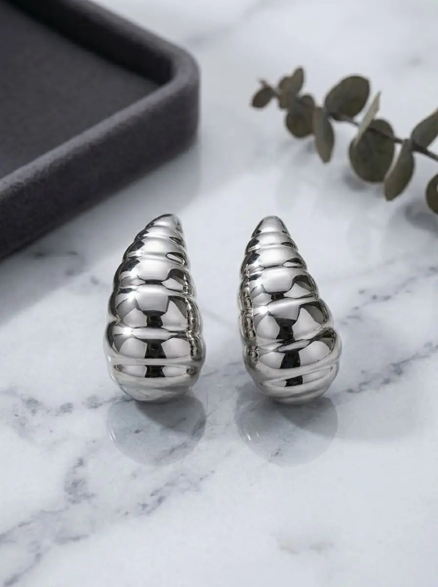 Water Drop Swirl Silver Ear Ring